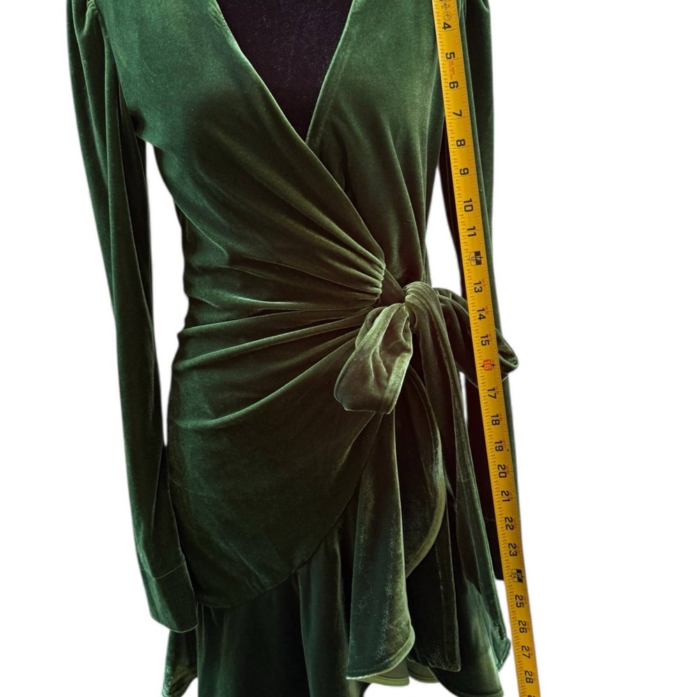 NWT Bardot Green Velvet Wrap Dress – Size S – Long Sleeve Tie Waist - Picture 2 of 10